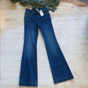 Good American | Good Legs Flare